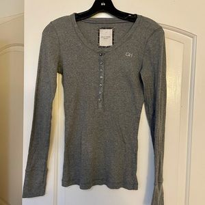 New Gilly Hicks long sleeve top